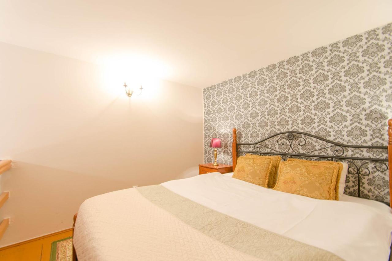 The Spiski Palace Apartment Krakau